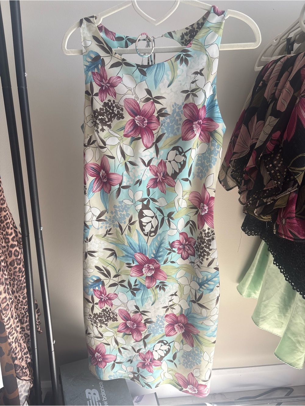 90’s floral midi dress